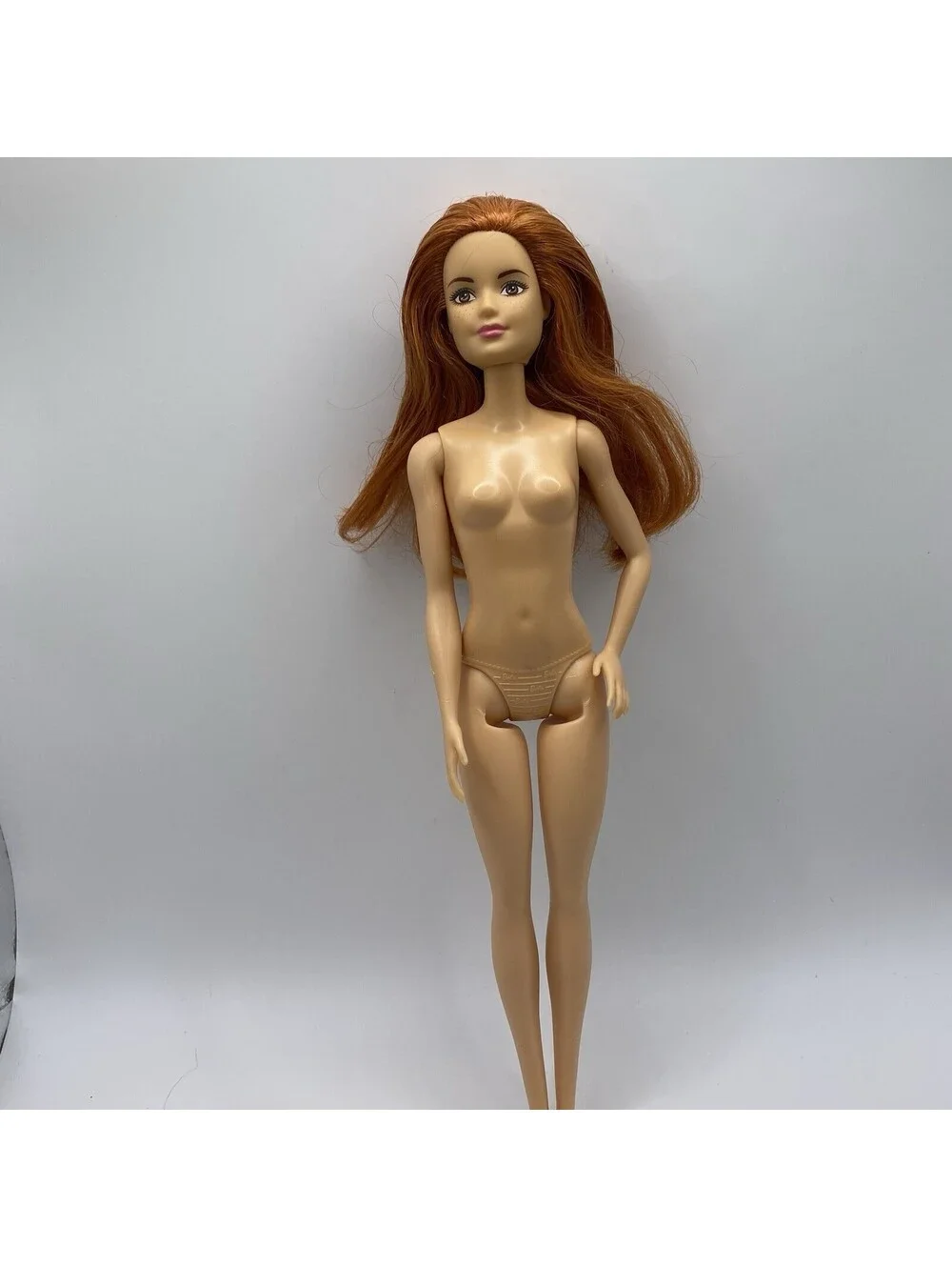 Nude Barbie 2015 Fashion Chic Red Hair Closed Mouth Brown Eyes T7439 Doll B19